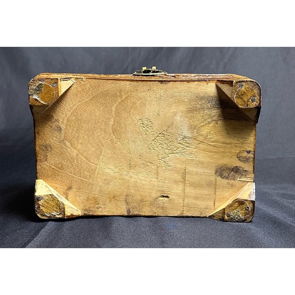 Old Chinese Carved Camphor Timber Wooden Chest Jewelry Vanity Tea Box - Picture 8 of 8